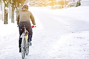 Cyklist på vinterväglag